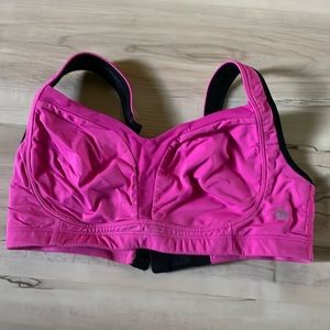 Lululemon Barbie hot pink 34DD sports bra